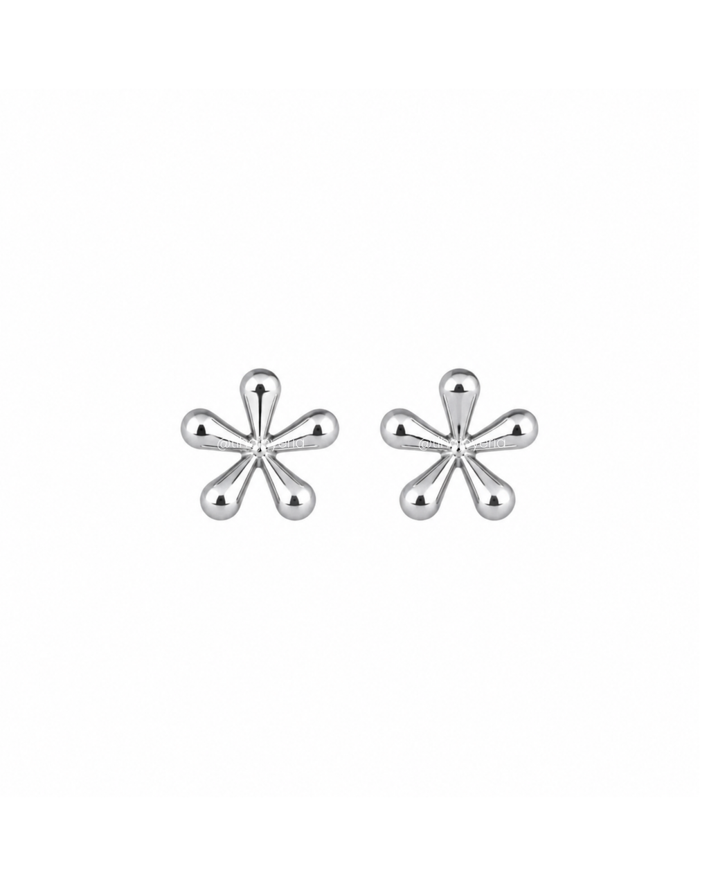 Aretes Flor Daisy Plateados